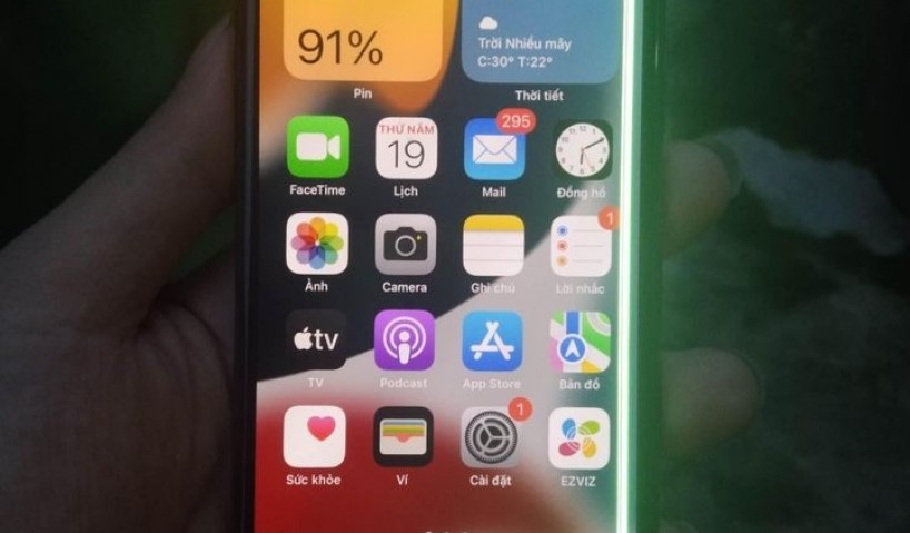 Sửa màn hình iPhone X bị sọc bao nhiêu tiền